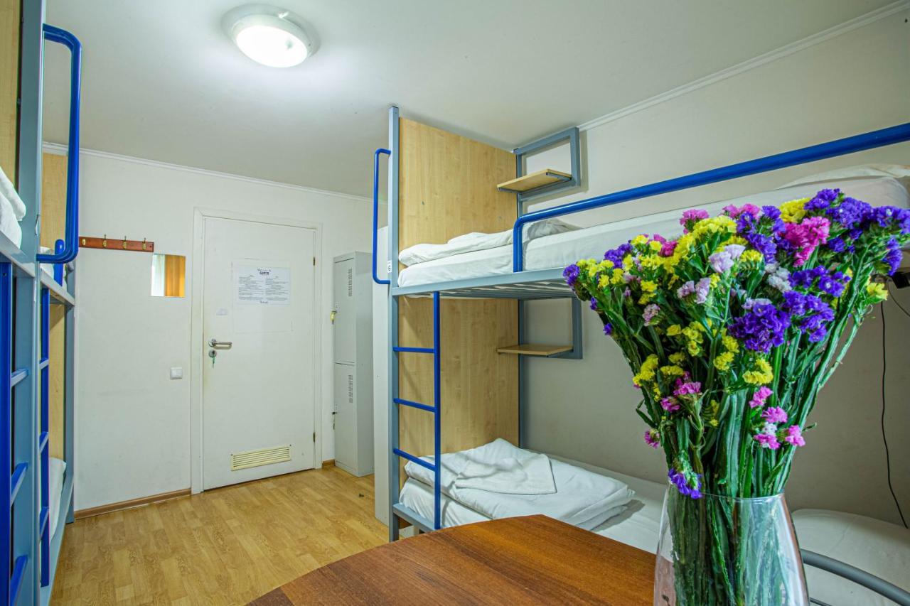 Gar'Is Hostel Kiev Ngoại thất bức ảnh