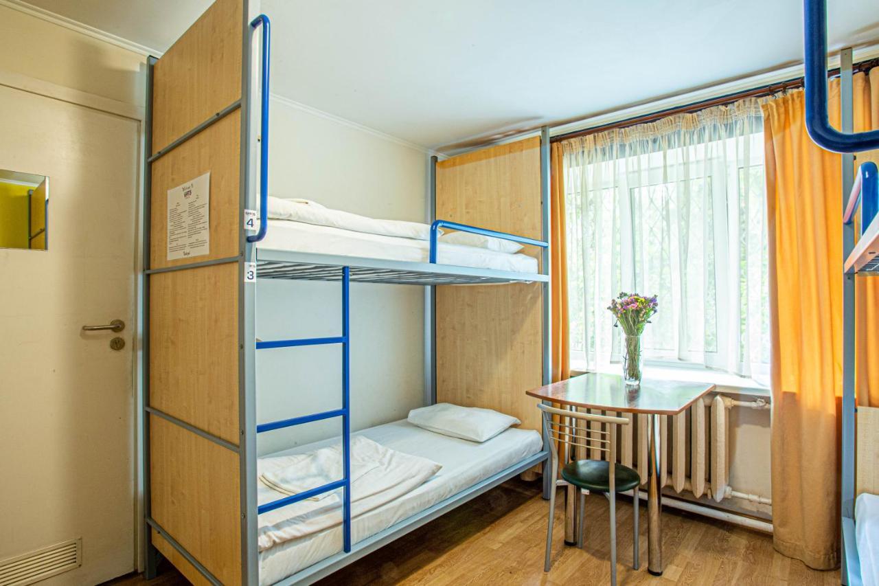 Gar'Is Hostel Kiev Ngoại thất bức ảnh